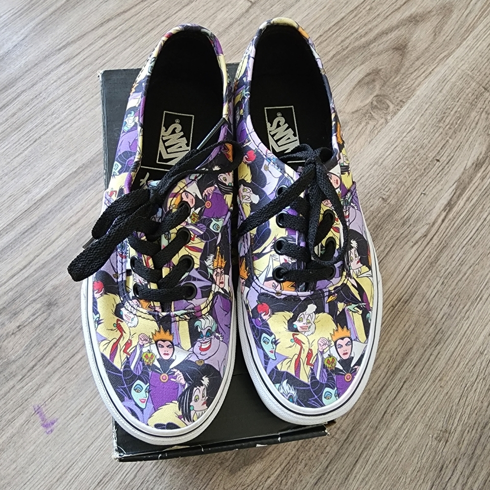 VANS × DISNEY VILLANS